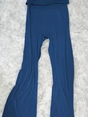 Nvgtn Blue Wide Leg Active Pants Large